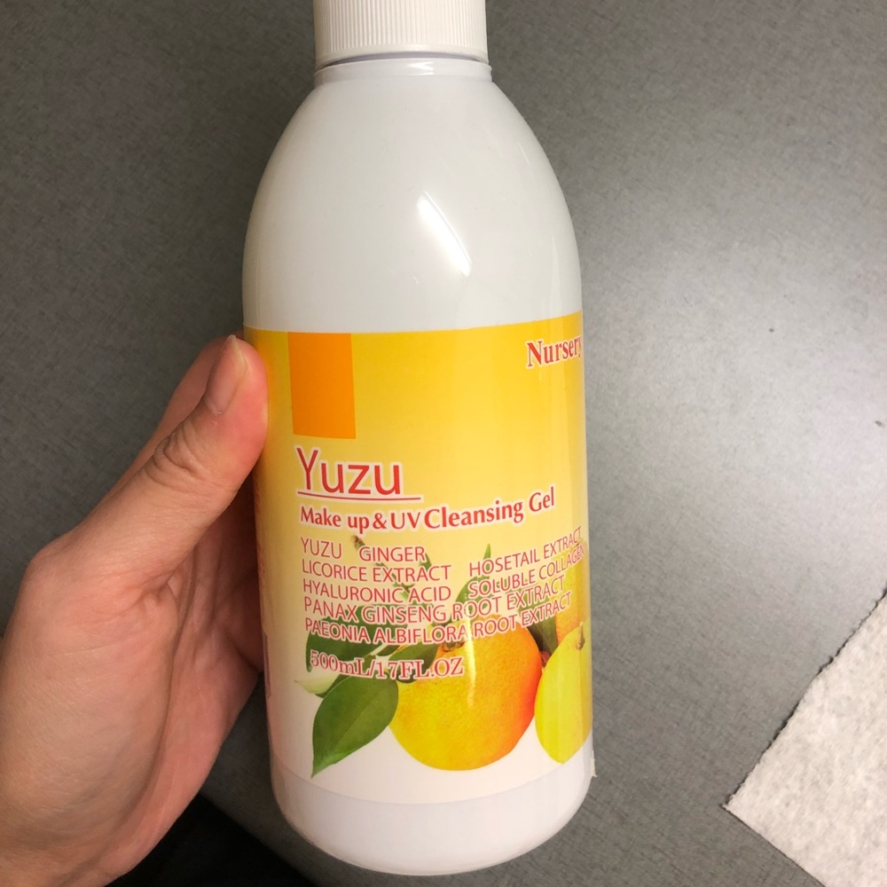 Nursery Yuzu makeup cleansing gel 500ml
